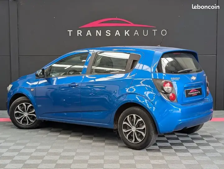 Chevrolet Aveo 2013 photo 3