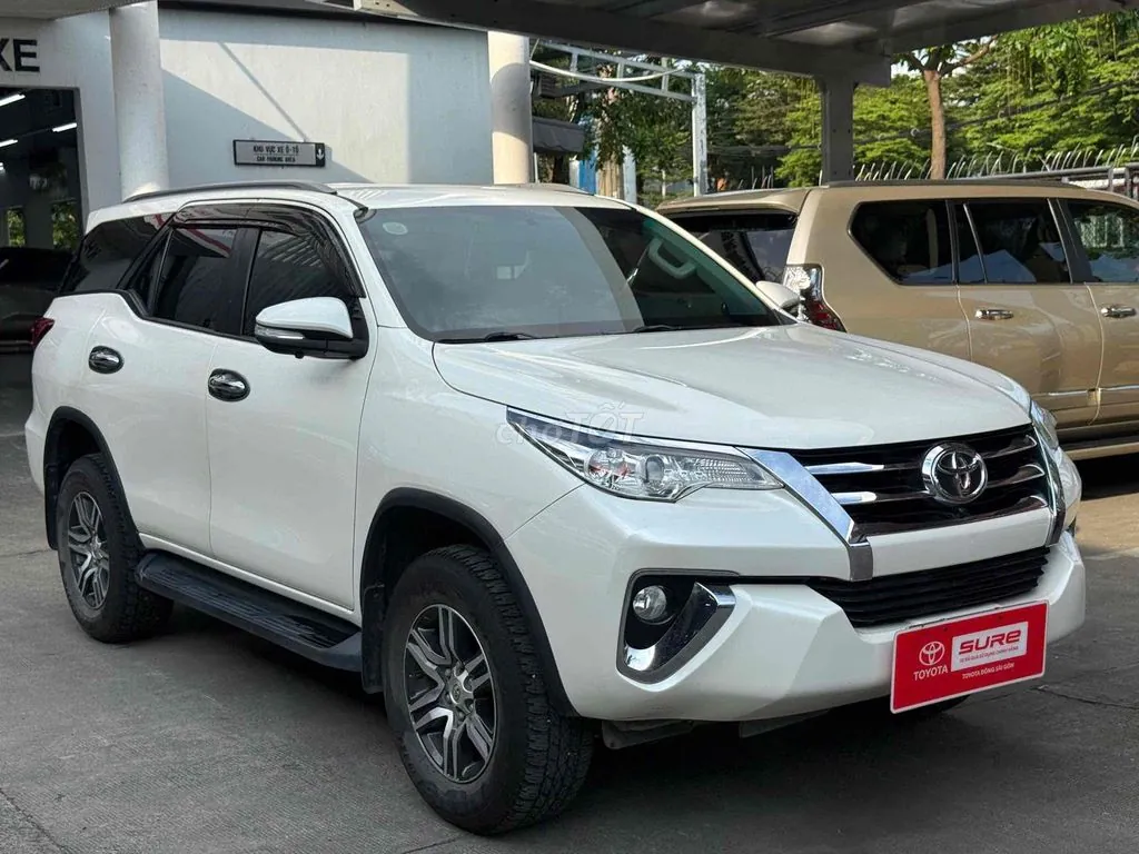 Toyota Fortuner 2017 photo 2