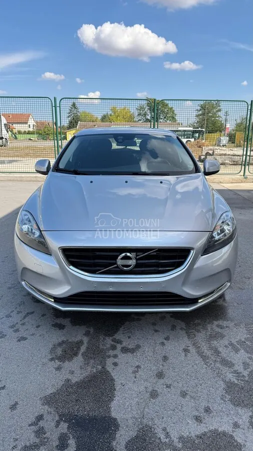 Volvo V40 2013 photo 3