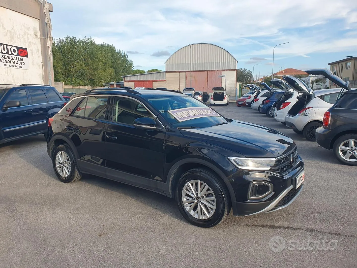 Volkswagen T-Roc 2024 photo 2