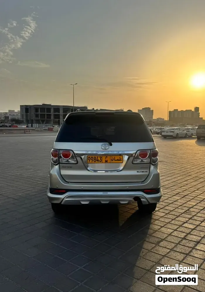 Toyota Fortuner 2013 photo 3