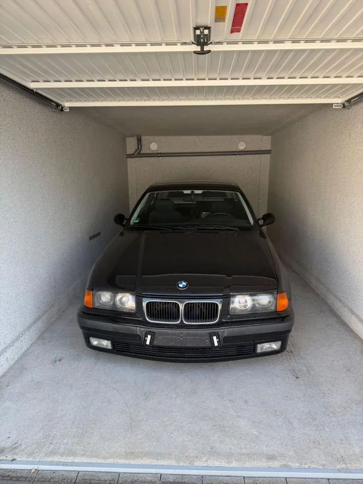 BMW 320I Coupe