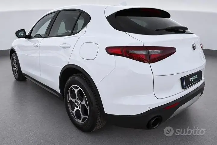 Alfa Romeo Stelvio 2022 photo 5