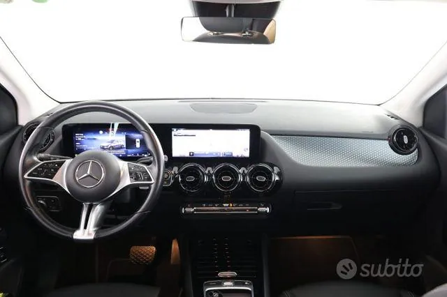 Mercedes-Benz Cla 2023 photo 4
