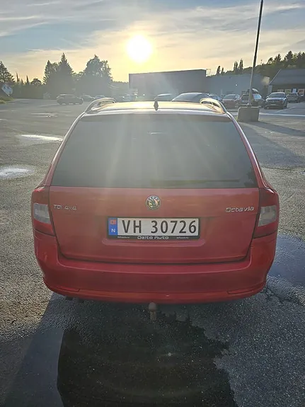Skoda Octavia 2011 photo 3