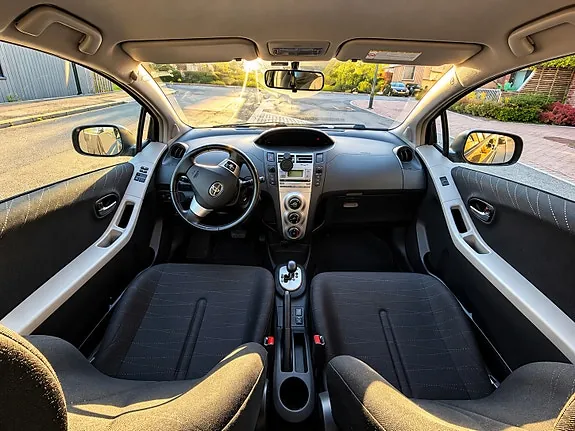 Toyota Yaris 2006 photo 5