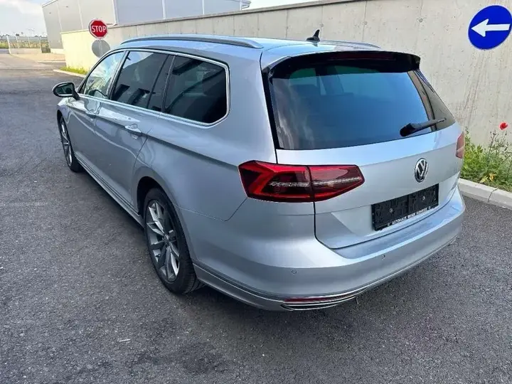 Volkswagen Passat Variant 2018 photo 3