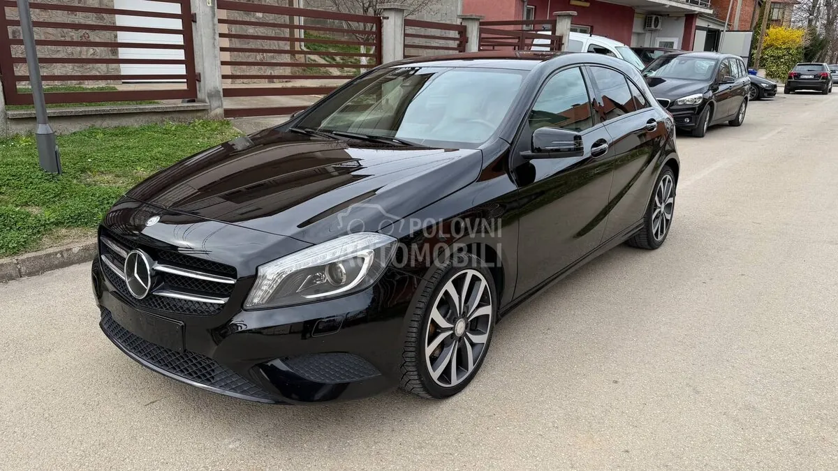 Mercedes-Benz A180