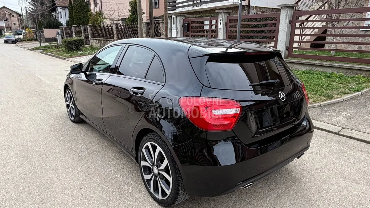 Mercedes-Benz A 180 2013 photo 5