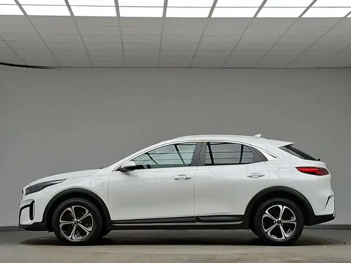 Kia Xceed 2023 photo 4
