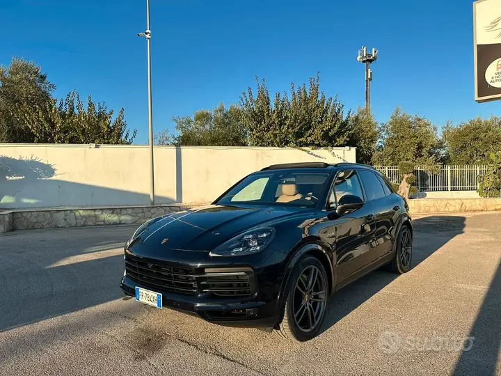 Porsche Cayenne 2018 photo 2