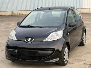 Peugeot 107 2008 photo 3