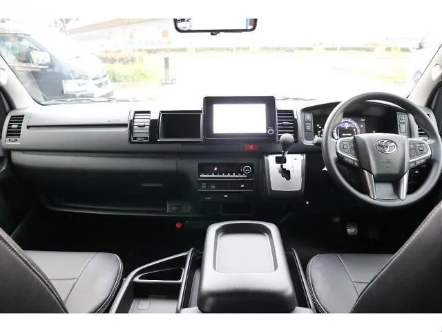 Toyota Hiace Wagon 2026 photo 3
