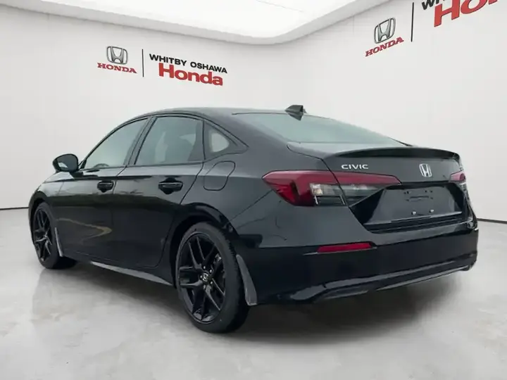 Honda Civic 2025 photo 5