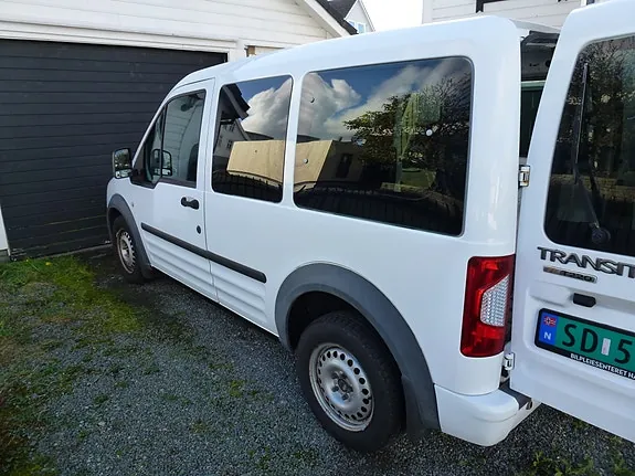 Ford Transit Connect 2011 photo 3