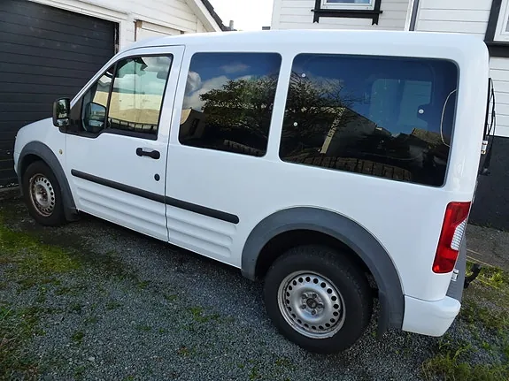 Ford Transit Connect 2011 photo 2
