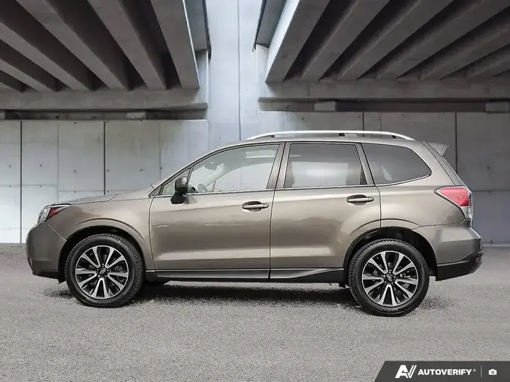 Subaru Forester 2018 photo 3
