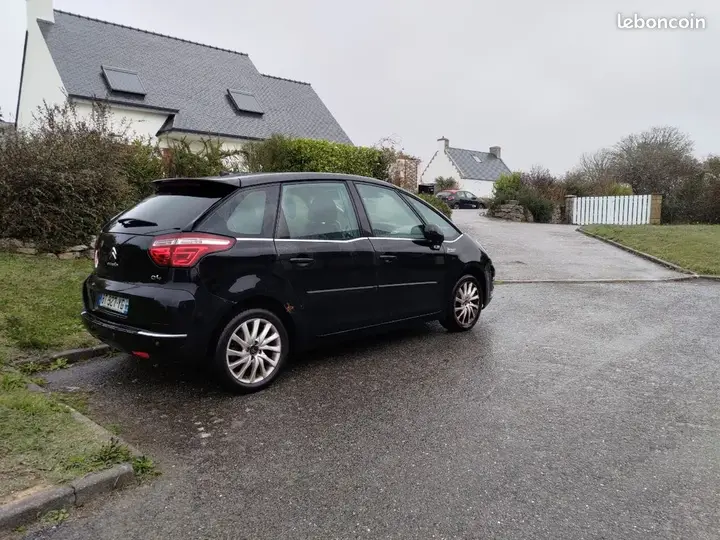 Citroen C4 Picasso 2011 photo 3