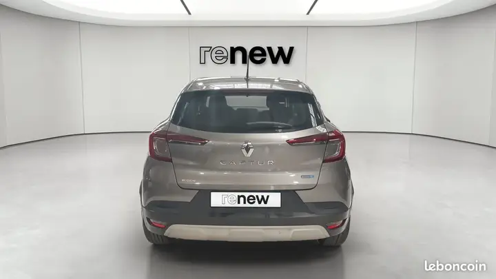 Renault Captur 2022 photo 4