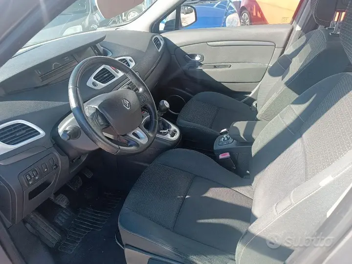 Renault Scenic 2009 photo 3