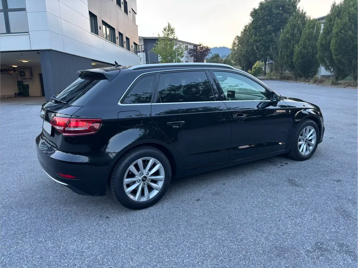 Audi A3 2019 photo 3