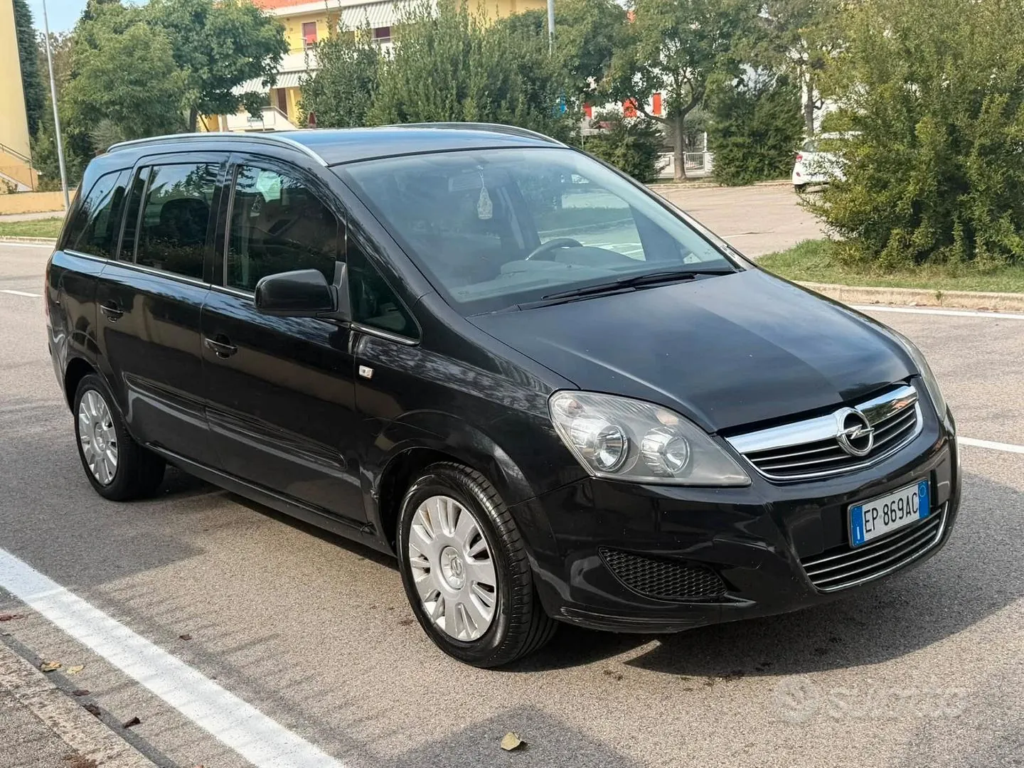 Opel Zafira 2012 photo 3