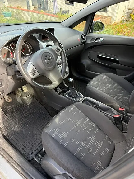 Opel Corsa 2013 photo 4