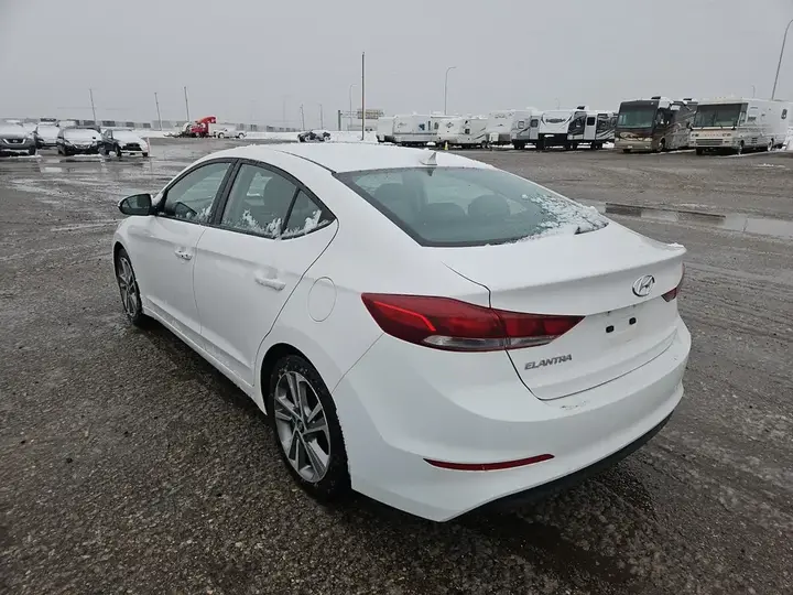 Hyundai Elantra 2018 photo 4
