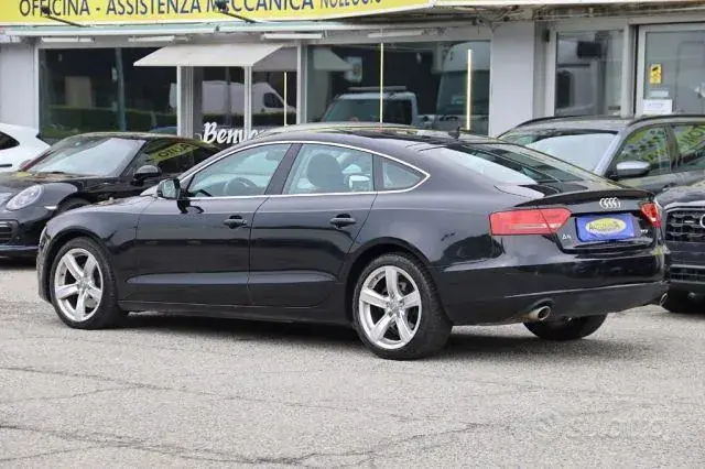 Audi A5 2012 photo 2