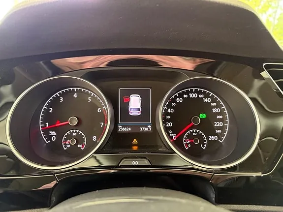 Volkswagen Touran 2017 photo 5
