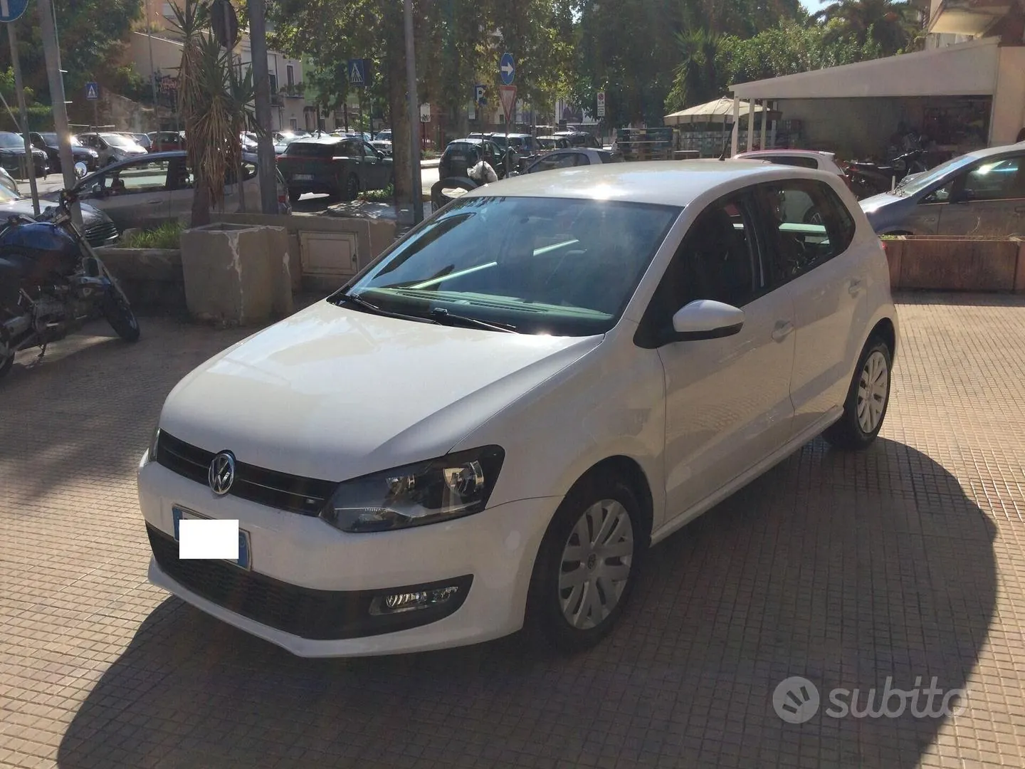 Volkswagen Polo 2010 photo 2