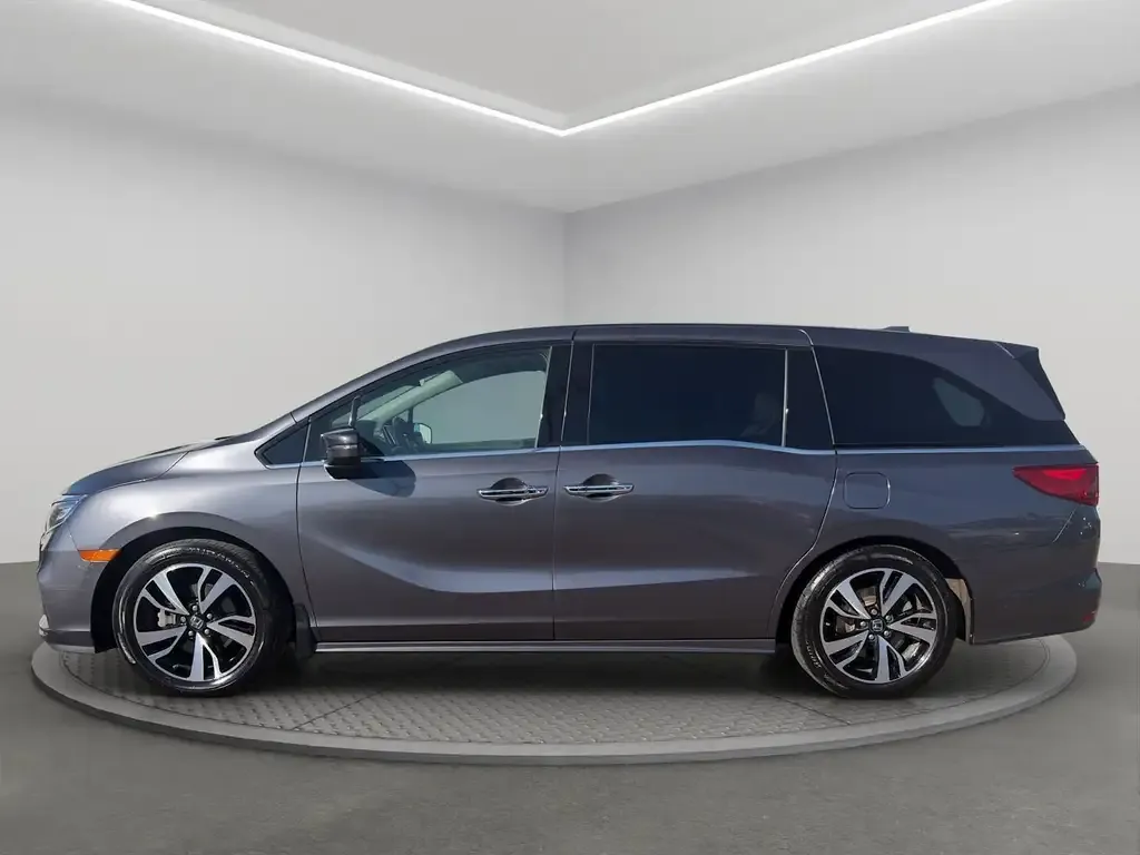 Honda Odyssey 2019 photo 3