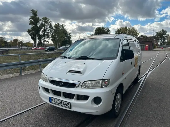 Hyundai H1