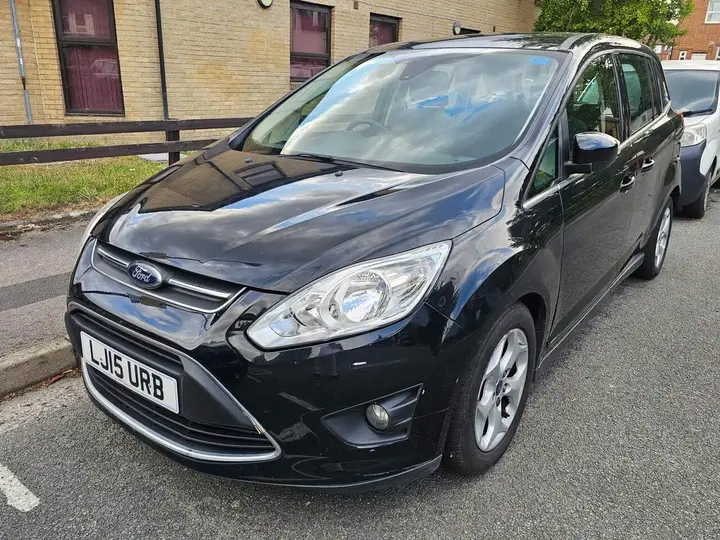 Ford Grand C-Max 2015 photo 2