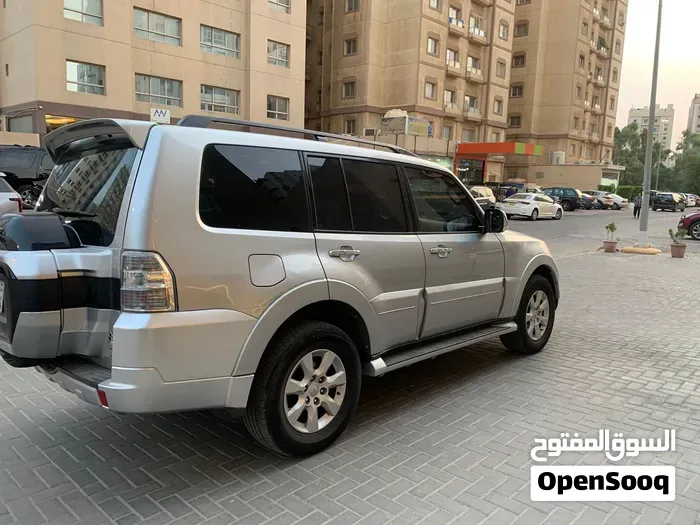 Mitsubishi Pajero 2018 photo 3