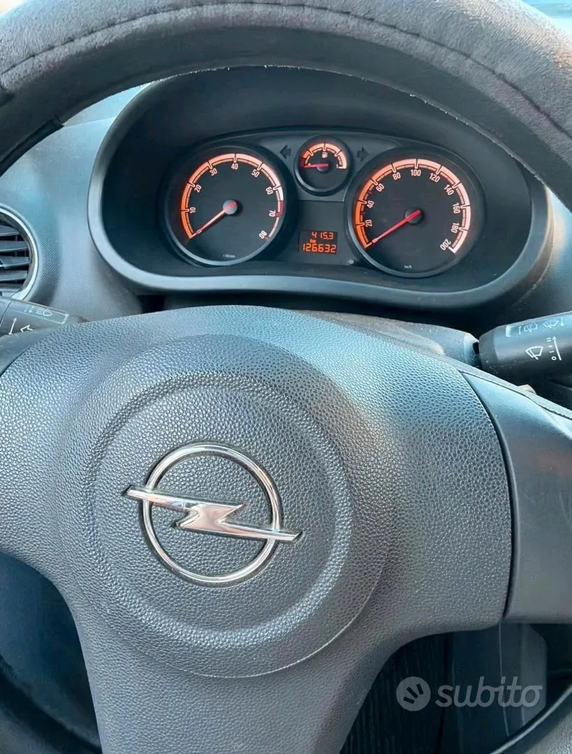 Opel Corsa 2009 photo 3