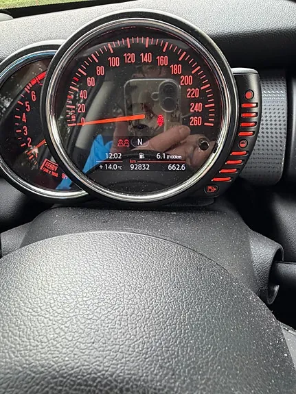 Mini One 2015 photo 5