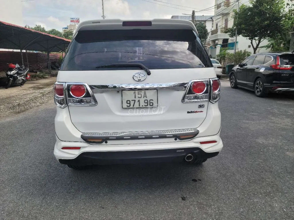 Toyota Fortuner 2016 photo 2