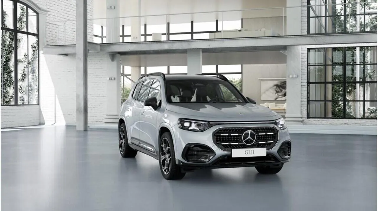 Mercedes-Benz Glb photo 2