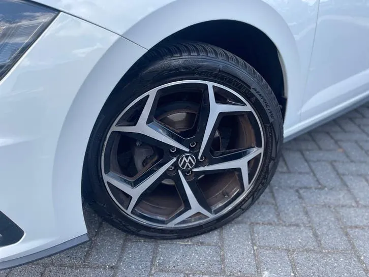 Volkswagen Polo 2021 photo 2