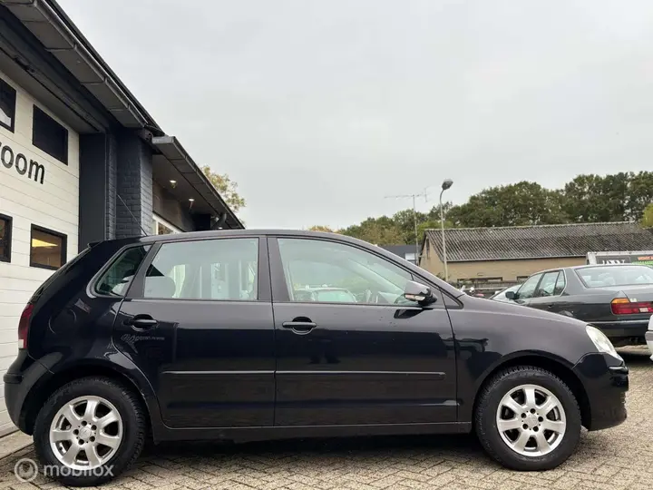 Volkswagen Polo 2007 photo 5