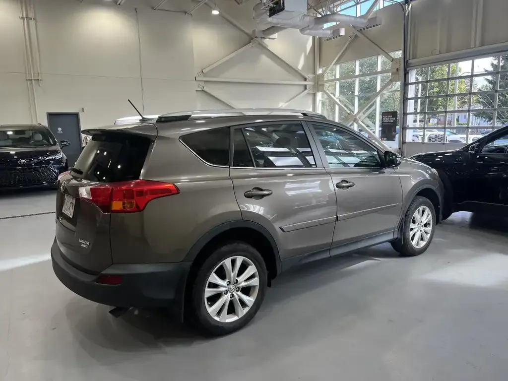 Toyota Rav4 2013 photo 3