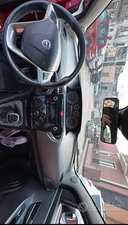 Lancia Ypsilon 2014 photo 3
