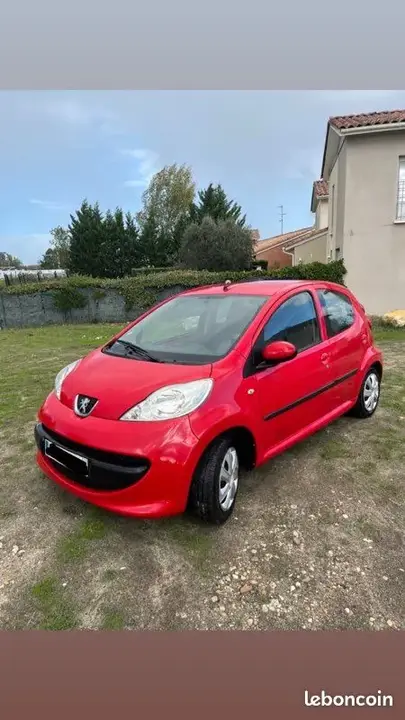 Peugeot 107 2007 photo 2