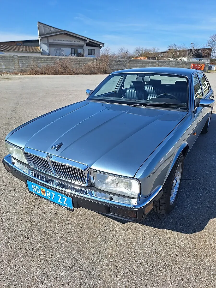 Jaguar Sovereign