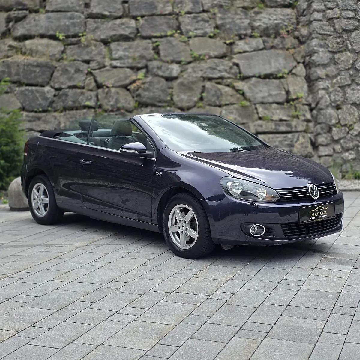 Volkswagen Golf 2012 photo 2