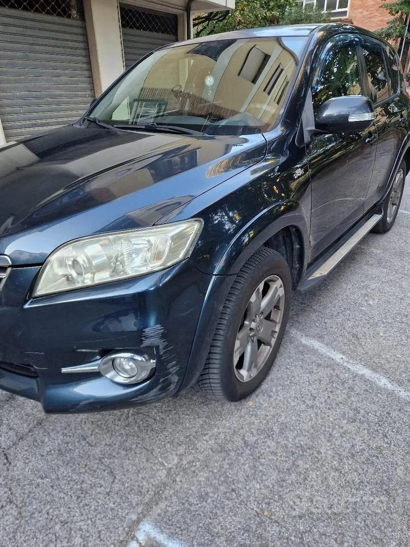Toyota Rav4 2011 photo 5