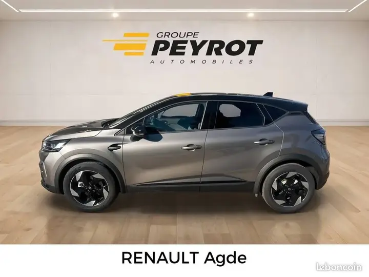 Renault Captur 2026 photo 2