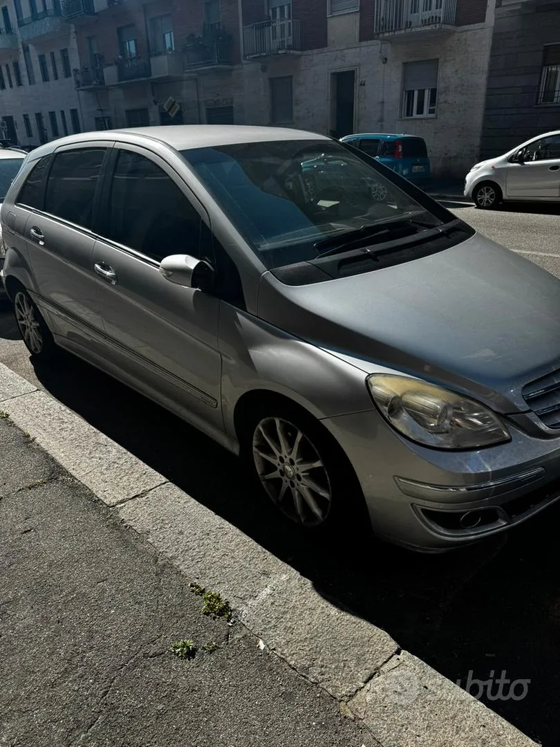 Mercedes-Benz B-Class 2008 photo 2