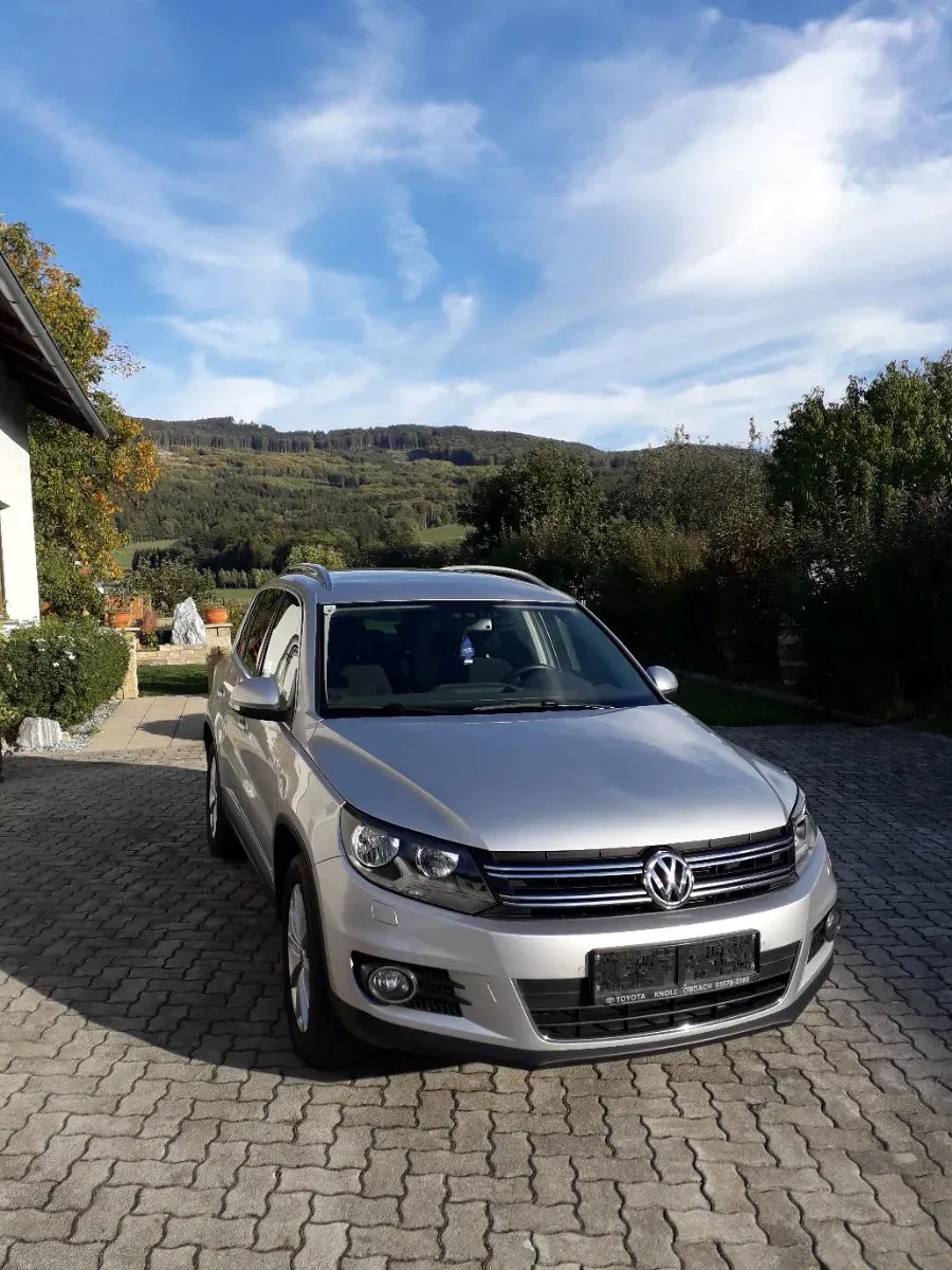 Volkswagen Tiguan 2012 photo 3